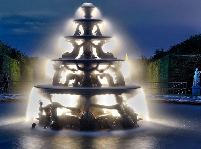 fontaine-de-la-pyramide-versailles